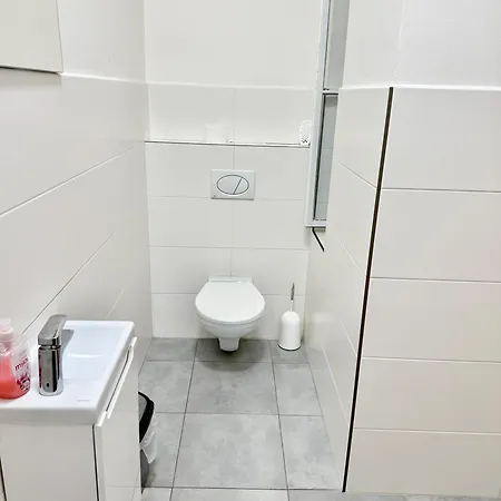 Free Parking- 2bdr In Wenceslas Square *