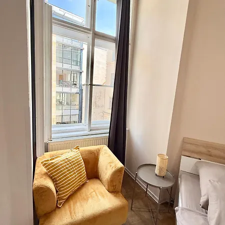 Lejlighed Free Parking- 2bdr In Wenceslas Square *