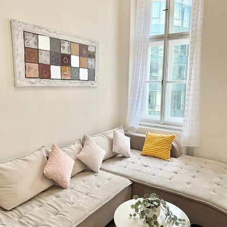 Free Parking- 2bdr In Wenceslas Square Apartmán