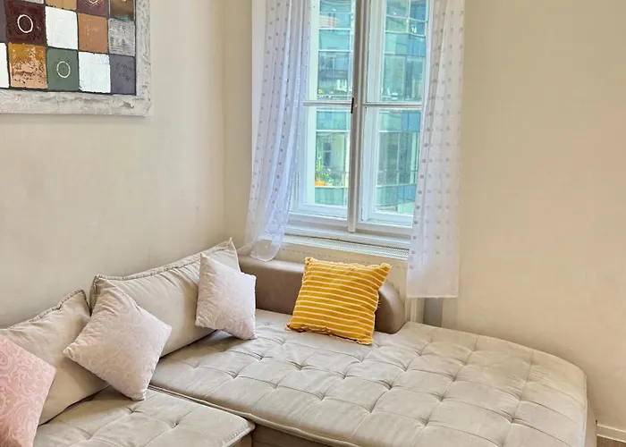 Free Parking- 2bdr In Wenceslas Square