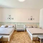 아파트 Free Parking- 2bdr In Wenceslas Square 프라하